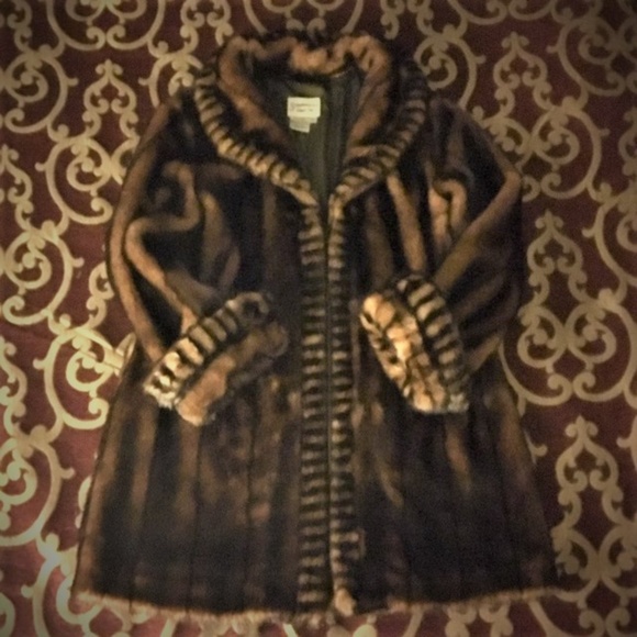 Scandinavian Art Deco Fall Winter Coat Soft Classic Faux Fur 1940’s 40’s Style - Picture 4 of 8